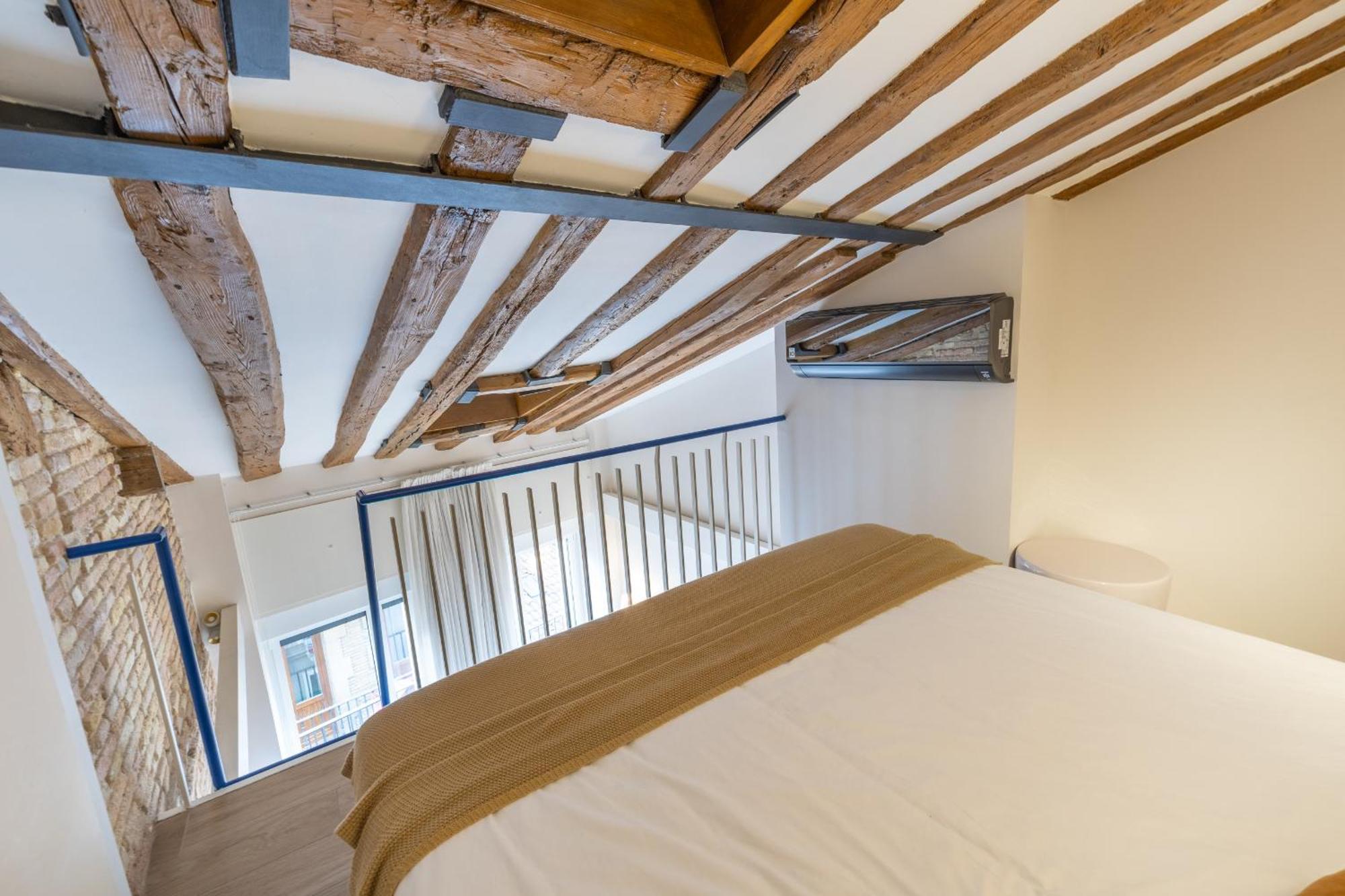 Ferienwohnung Tuapartamento - Boutique Plaza Del Castillo 29 Pamplona Exterior foto