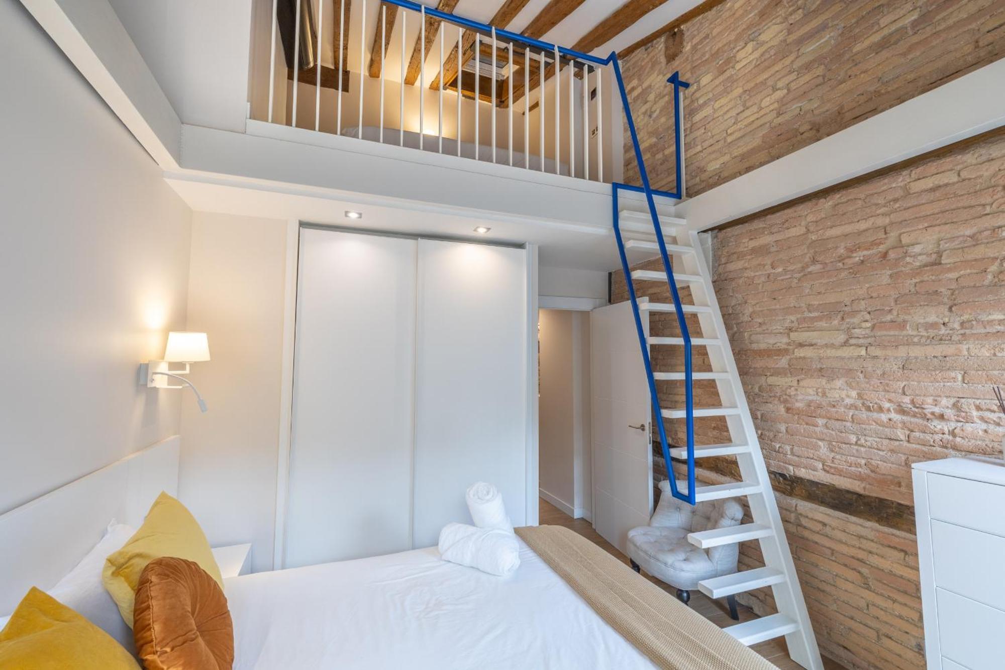Ferienwohnung Tuapartamento - Boutique Plaza Del Castillo 29 Pamplona Exterior foto